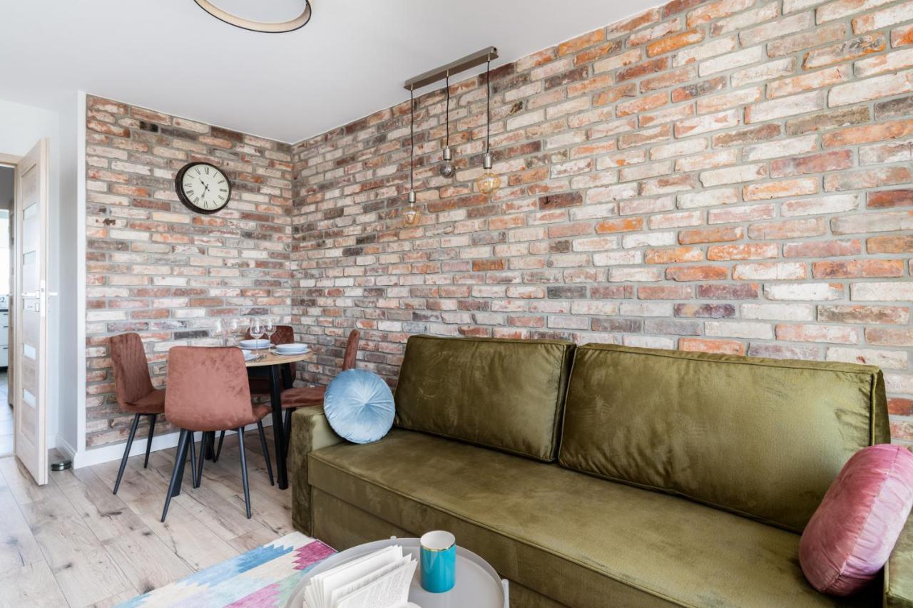 Stylish Apartment Near Wroclavia For 4 Guests By Noclegi Renters Breslau Exterior foto
