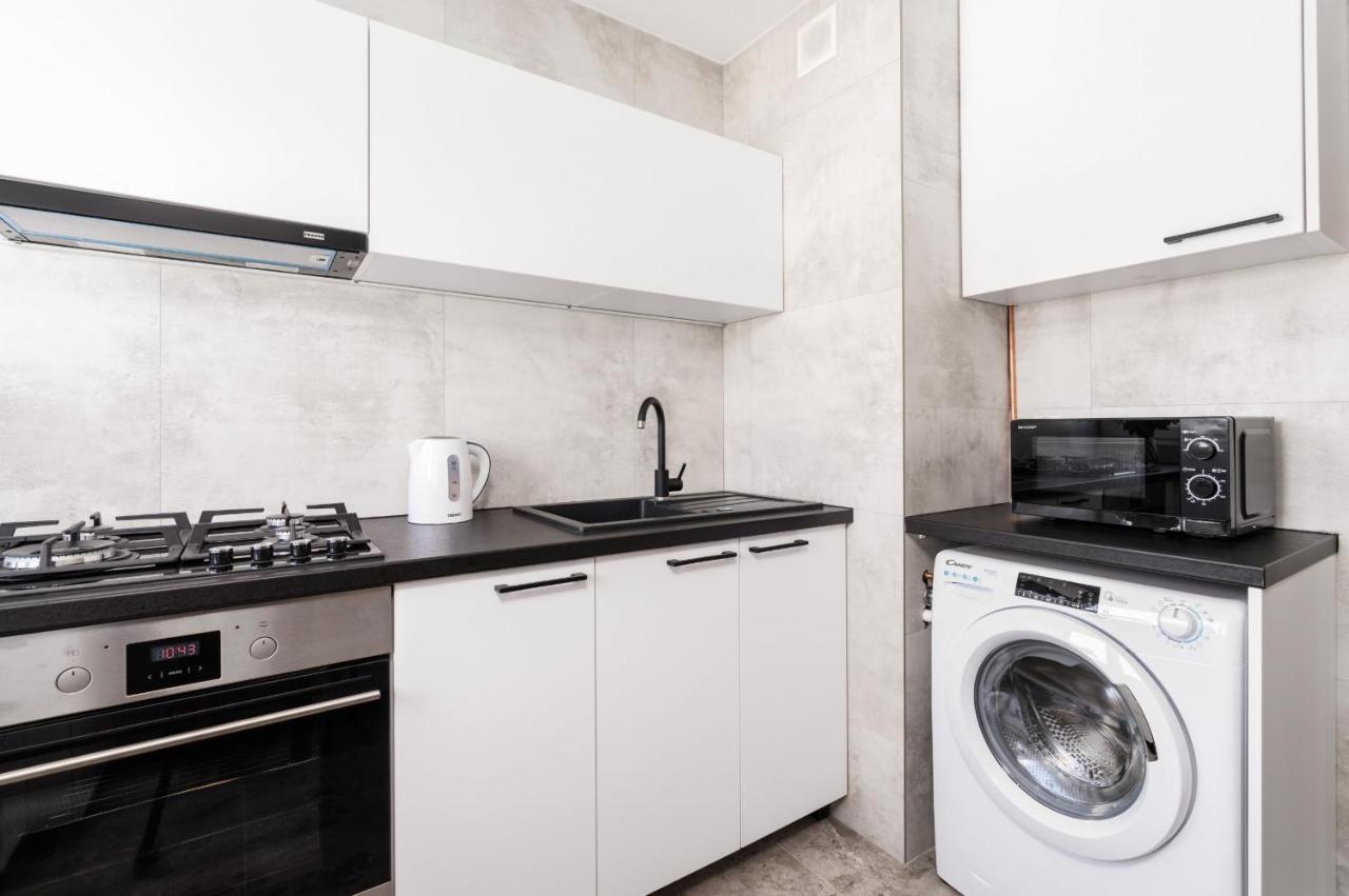 Stylish Apartment Near Wroclavia For 4 Guests By Noclegi Renters Breslau Exterior foto